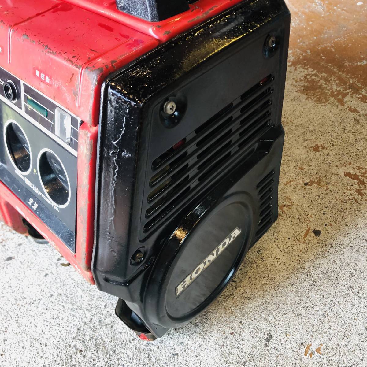 6930円 【送料無料】 小型発電機 EX900 50,60HZ 切替 12V 6930円 【送料無料】 小型発電機 EX900 50,60HZ 切替 12V