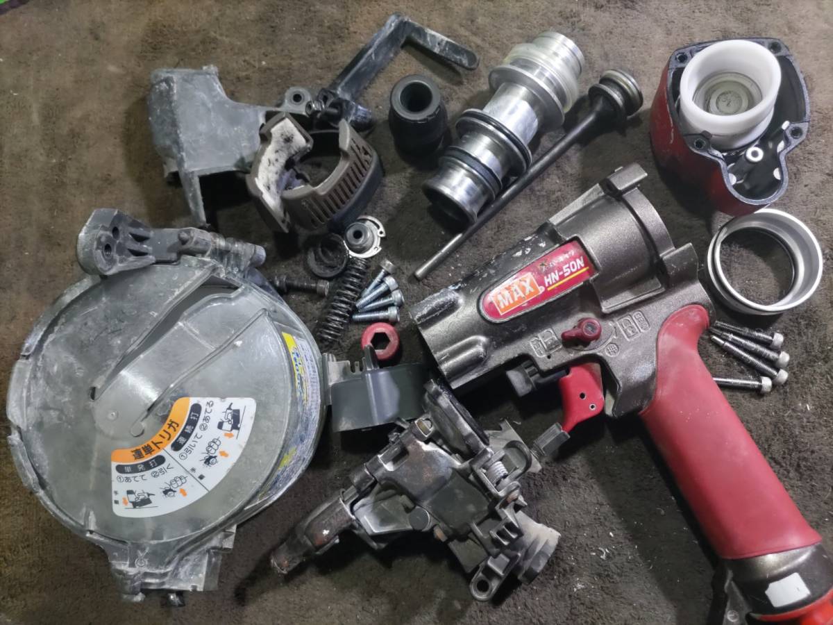 7日保証・整備済】消耗部品交換 綺麗 MAX マックス 高圧 50mm 釘 7日保証・整備済】消耗部品交換 綺麗 MAX マックス 高圧 50mm 釘