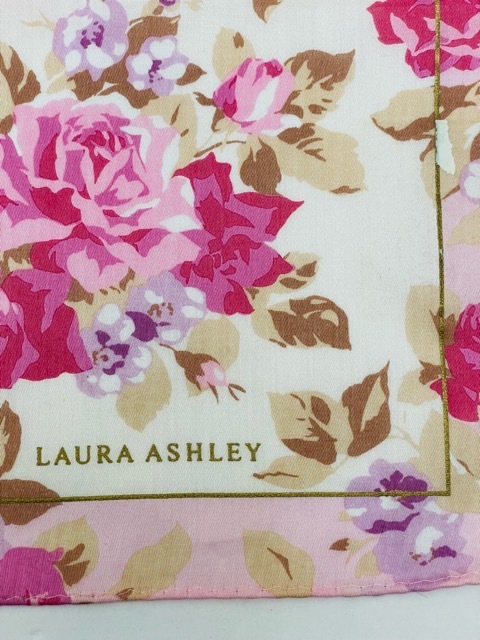 (I05814) 未使用品 ローラアシュレイ LAURA ASHLEY フラワー柄 大判ハンカチーフ 2枚セット 58×58cm ブルー / ピンク系_画像5