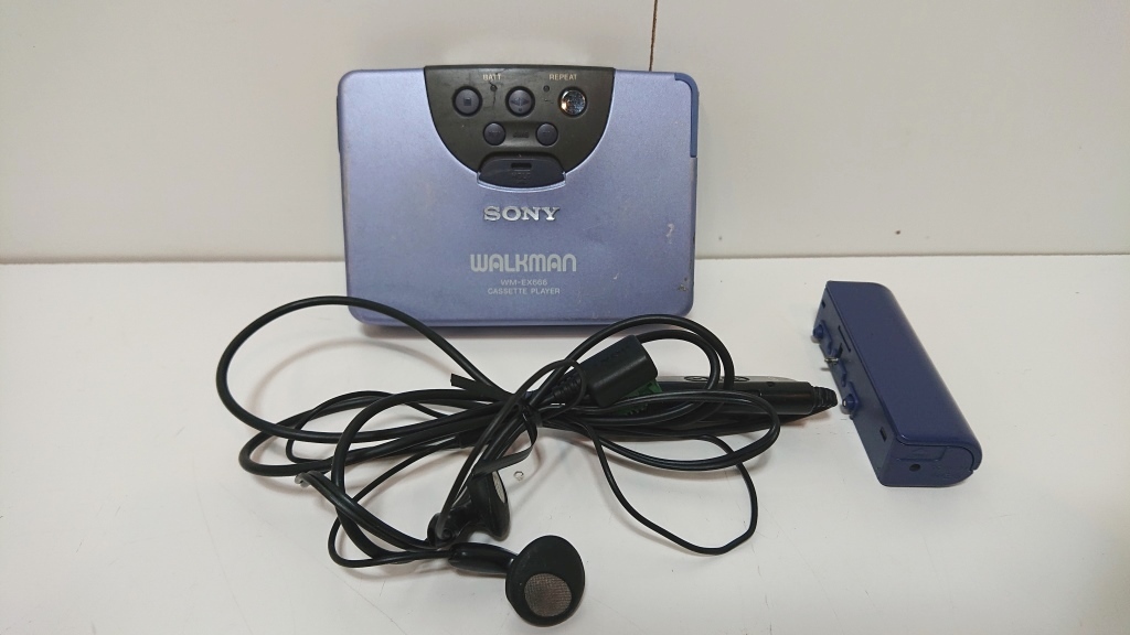 コンパクト SONY ソニー WALKMAN カセットウォークマン WM-EX666