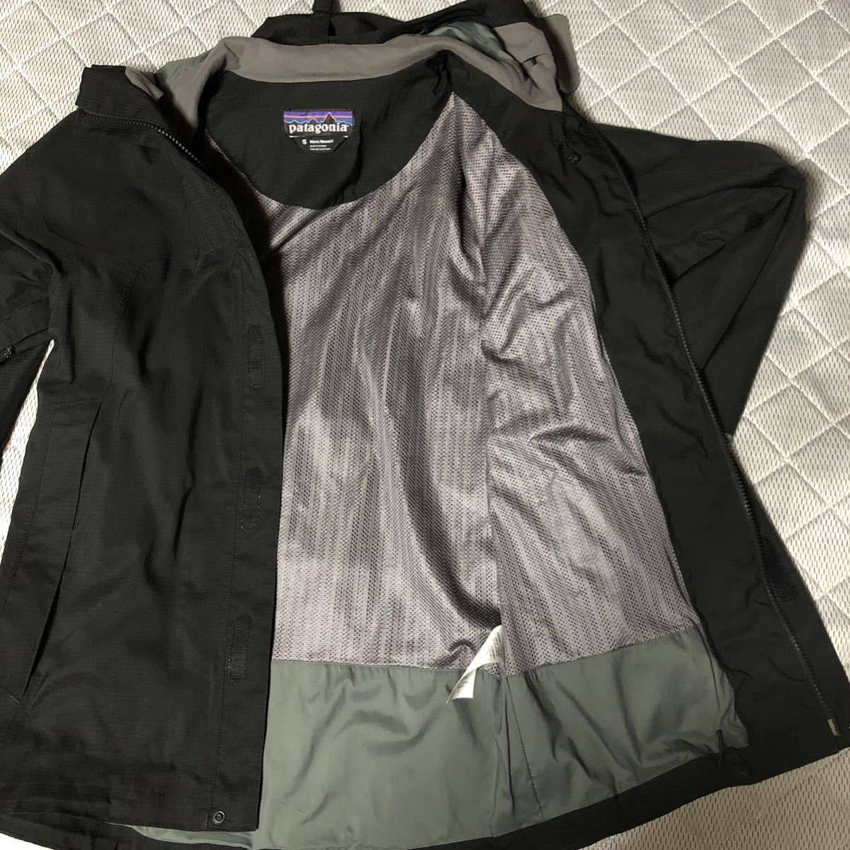 Patagonia ストームジャケット 黒 Sサイズ 84997FA11 パタゴニア Patagonia ストームジャケット 黒 Sサイズ 84997FA11 パタゴニア