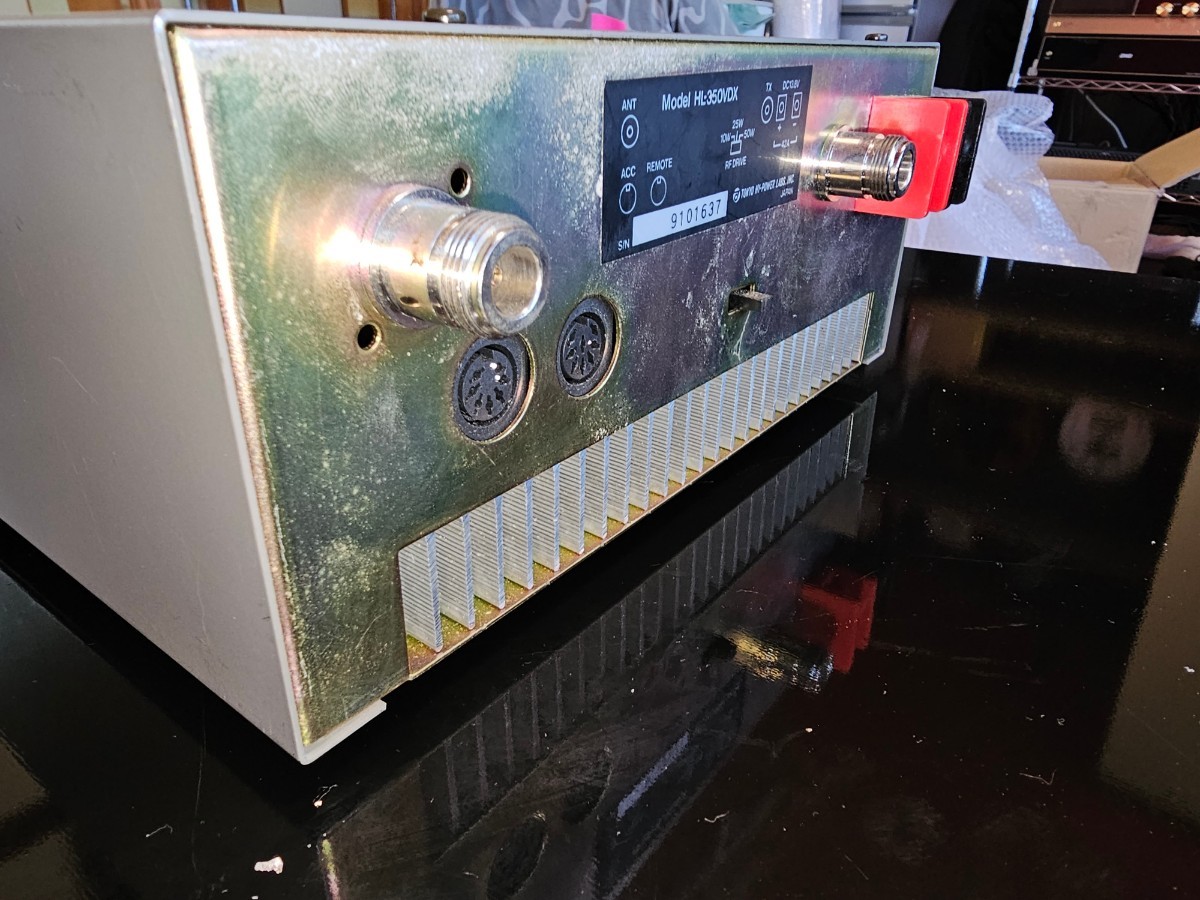 東京ハイパワー リニアアンプ POWER HL 350vDX 144MHz 東京ハイパワー リニアアンプ POWER HL 350vDX 144MHz