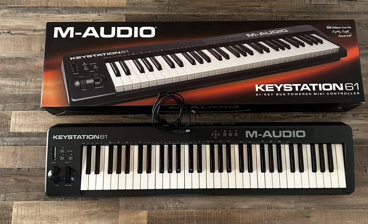 Roland E-80 音楽ワークステーション、国内未販売品 Roland E-80 音楽ワークステーション、国内未販売品
