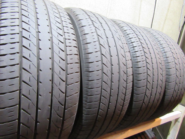 巴厘島坡道TOYO 235 / 50R18 TRANPATH R30 4件套裝2014年二手輪胎大特價！ ！東洋235 / 50-18    原文:バリ溝 TOYO 235/50R18 TRANPATH R30 4本セット 2014年製 中古タイヤ 大特価！！ トーヨー 235/50-18