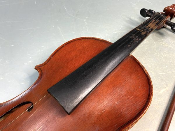 「SUZUKI No.4 1/2 1955年 ヴァイオリン」 ジャンク品 Copy of Antonius Stradivarus 1720 バイオリン 弦楽器 弓付 レトロ y09210500_画像5