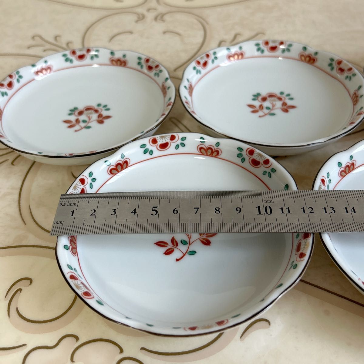 たち吉 銘々皿揃 5枚セット 赤絵 花容 小皿 取り皿 金彩 和食器 たち吉 銘々皿揃 5枚セット 赤絵 花容 小皿 取り皿 金彩 和食器