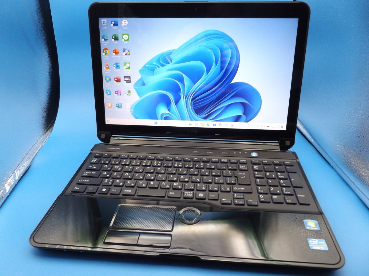 新品SSD512GB【Core i7】富士通LIFEBOOK/AH77G☆シャイニーブラック