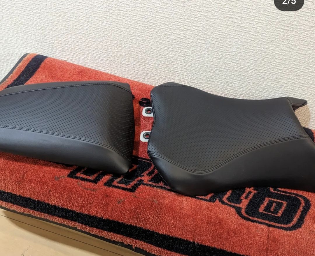ニンジャ1000/SX 純正シート張替え作業 前後セット+前側 ニンジャ1000/SX 純正シート張替え作業 前後セット+前側