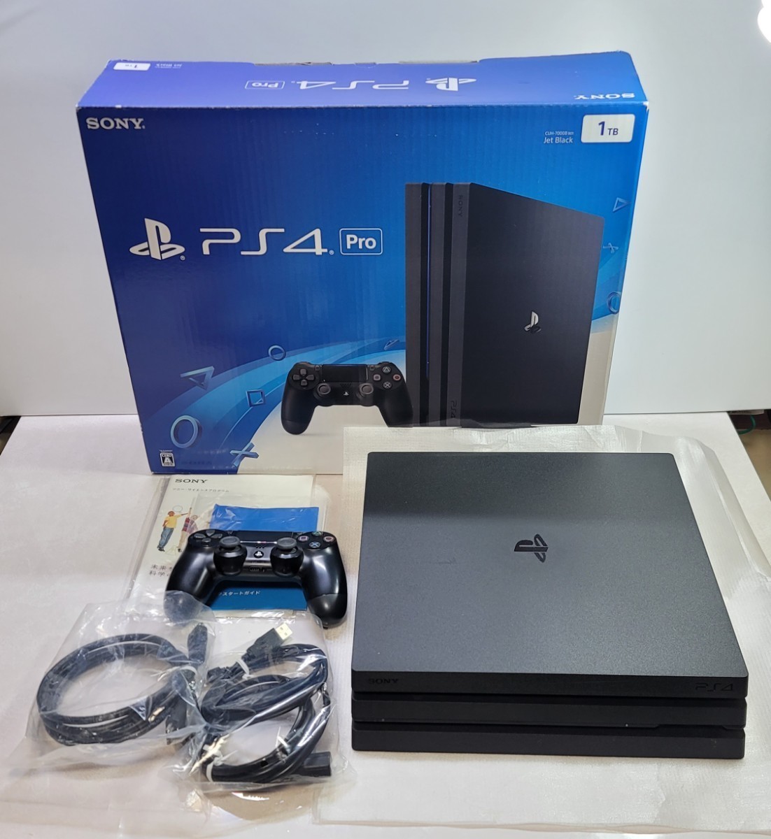 PS4 Pro 1TB Playstation4 Pro CUH-70000BB01 ジェットブラック 初期化 