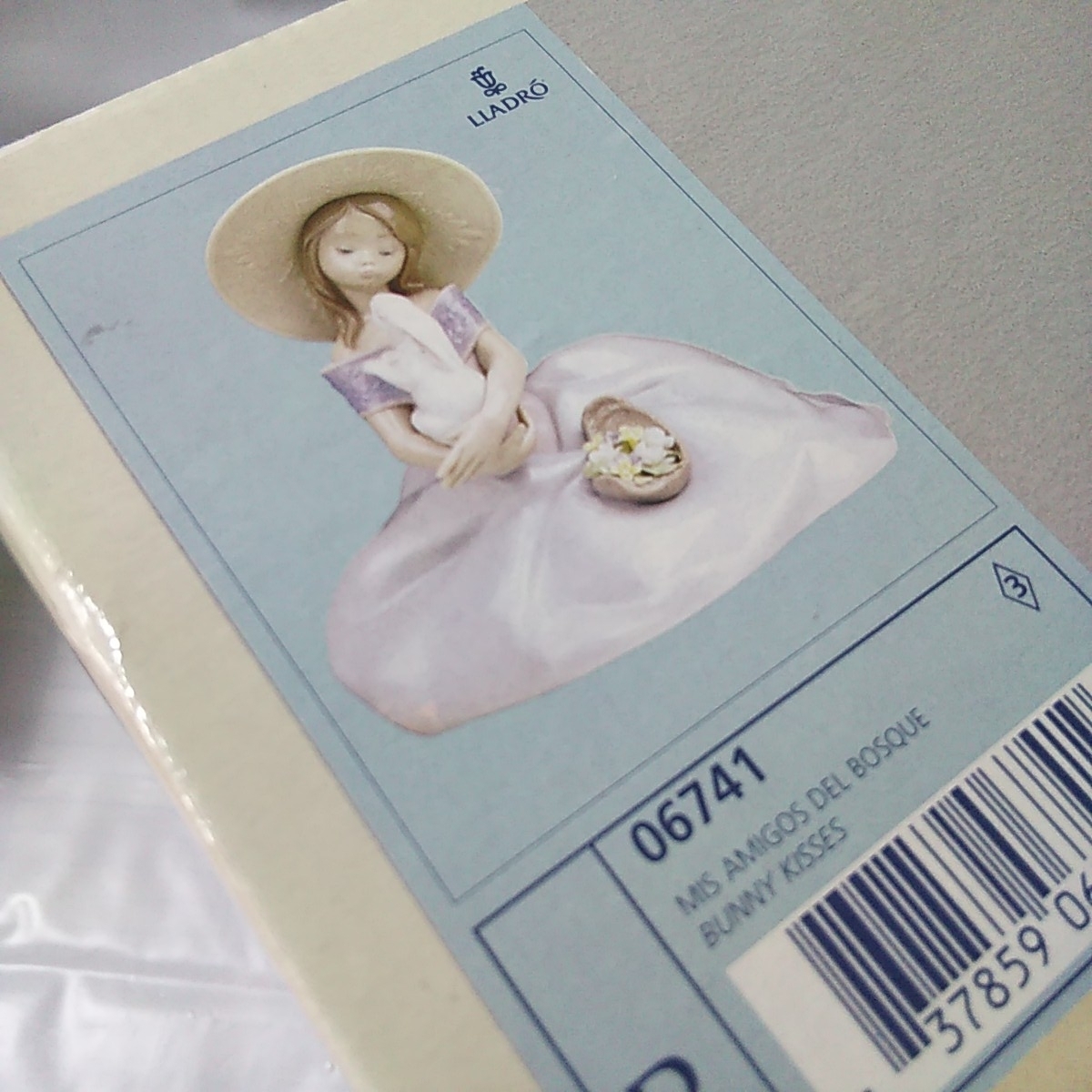 リヤドロ バニーキッス」LLADRO フィギュリン 少女 うさぎ 2001 | www