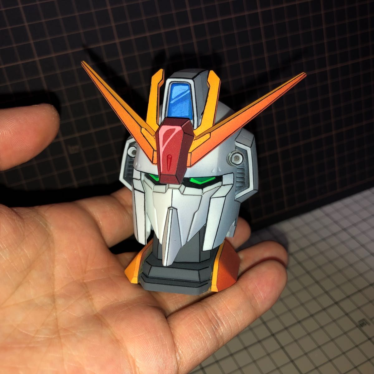 二次元風塗装　完成品　Zガンダム　ガンダムコンバージ　エクシードモデル イラスト風塗装　アニメ塗り　ガンダムヘッド　ガンプラ