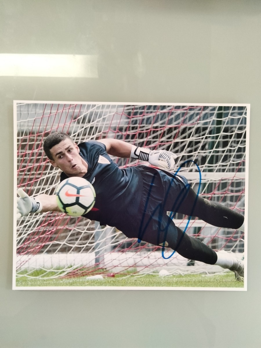 ケパ・アリサバラガ直筆サイン入り超大型写真…Kepa Arrizabalaga…サッカースペイン代表…ゴールキーパー…25_画像3
