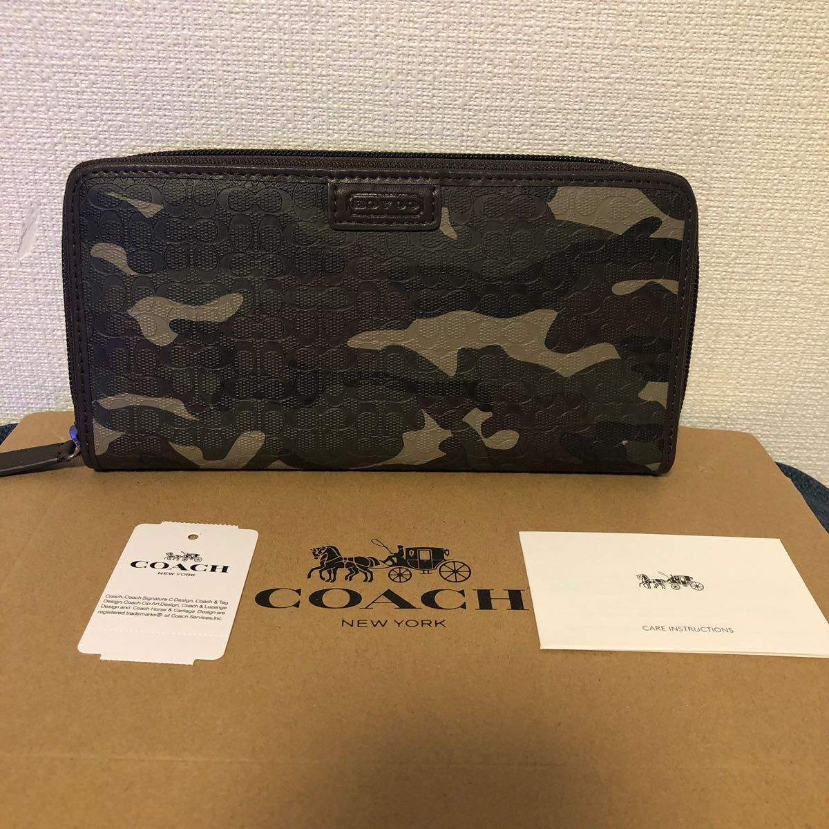 新品未使用 COACH コーチ長財布 ラウンドファスナー 迷彩柄 型番F74546