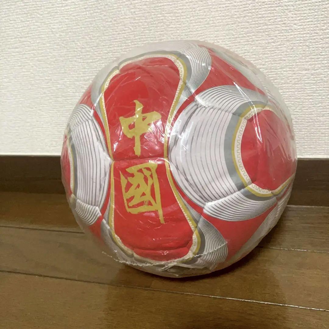 新品】 レア adidas サッカーボール チームガイスト 北京 5号球 FIFA