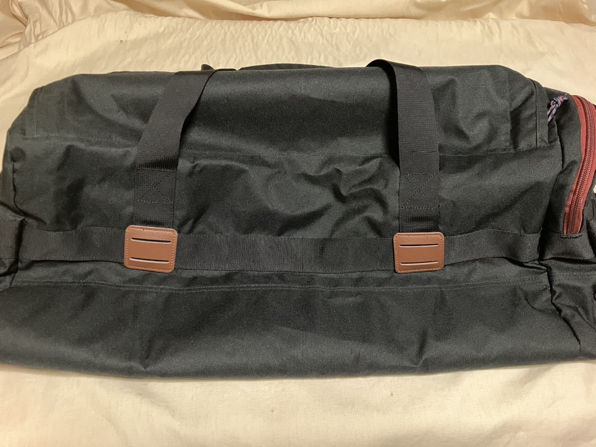 極美品 patagonia アーバーダッフル 60L ダッフルバッグ ボストンバッグ ツアー キャンプ 2way ライトウェイト ブラックホール スポーツ_画像2