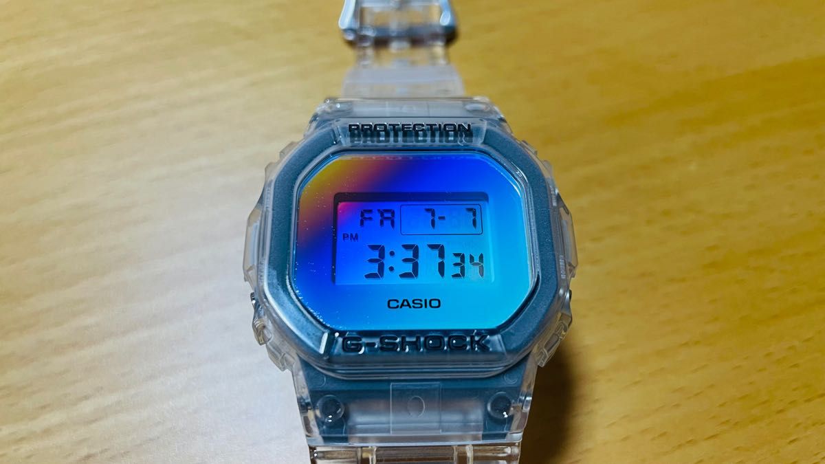 【美品】CASIO G-SHOCK DW-5600SRS-7JF  Iridescent Colorシリーズ 腕時計 送料込み