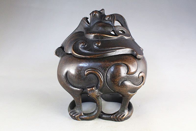 売り切れ必至! 大希少品 蔵出し極美古銅香炉 細工瑞獣銅香炉 ウワバミと悪闘する神獣 悪蛇を降伏する神獣 悪退け 鎮宅 縁起物 焼香で幸せに 質感 その他 売り切れ必至! 大希少品 蔵出し極美古銅香炉 細工瑞獣銅香炉 ウワバミと悪闘する神獣 悪蛇を降伏する神獣 悪退け 鎮宅 縁起物 焼香で幸せに 質感 その他