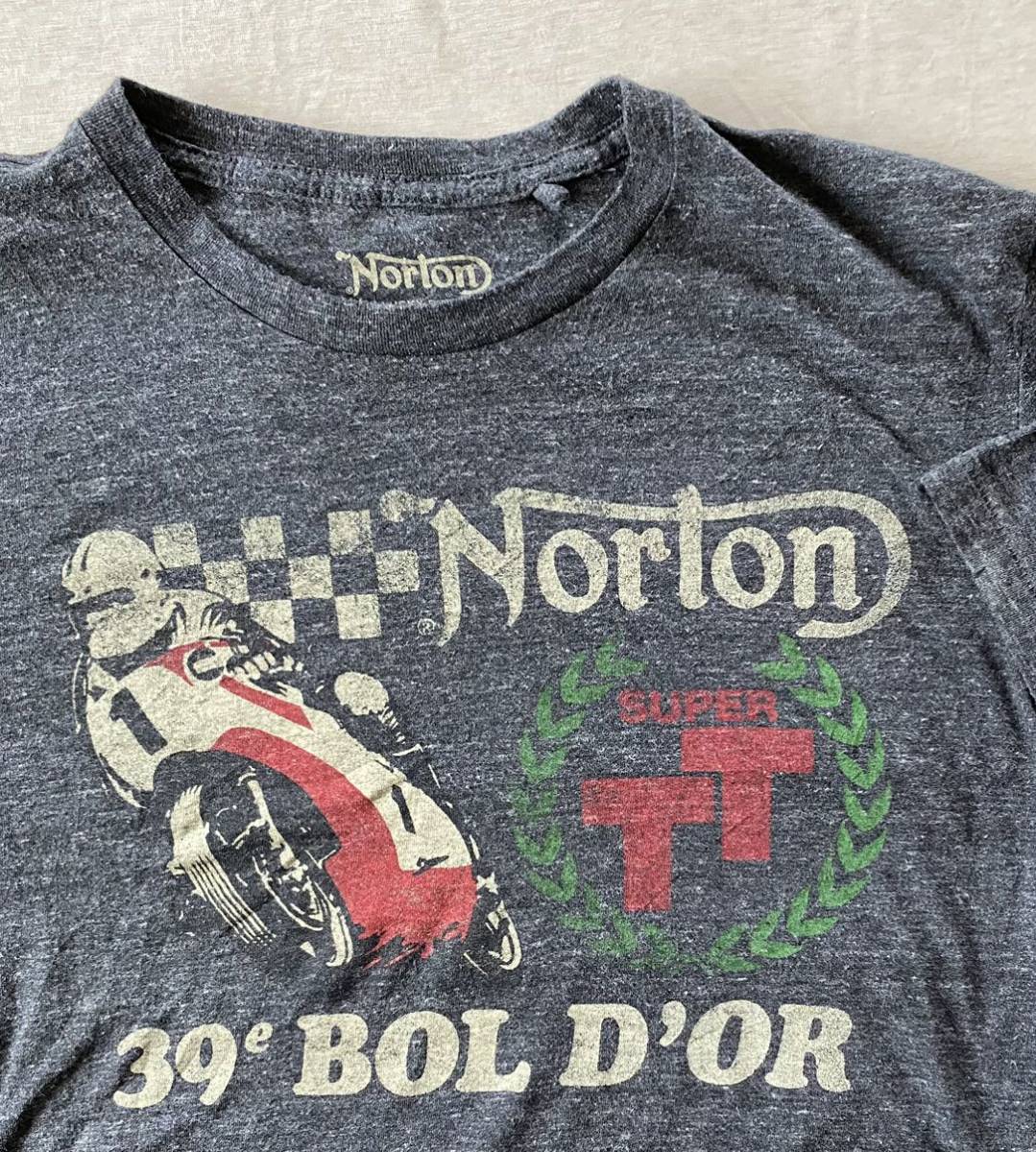 Norton ノートン Tシャツ ボルドール TT サイズS バイク女子 レア_画像6