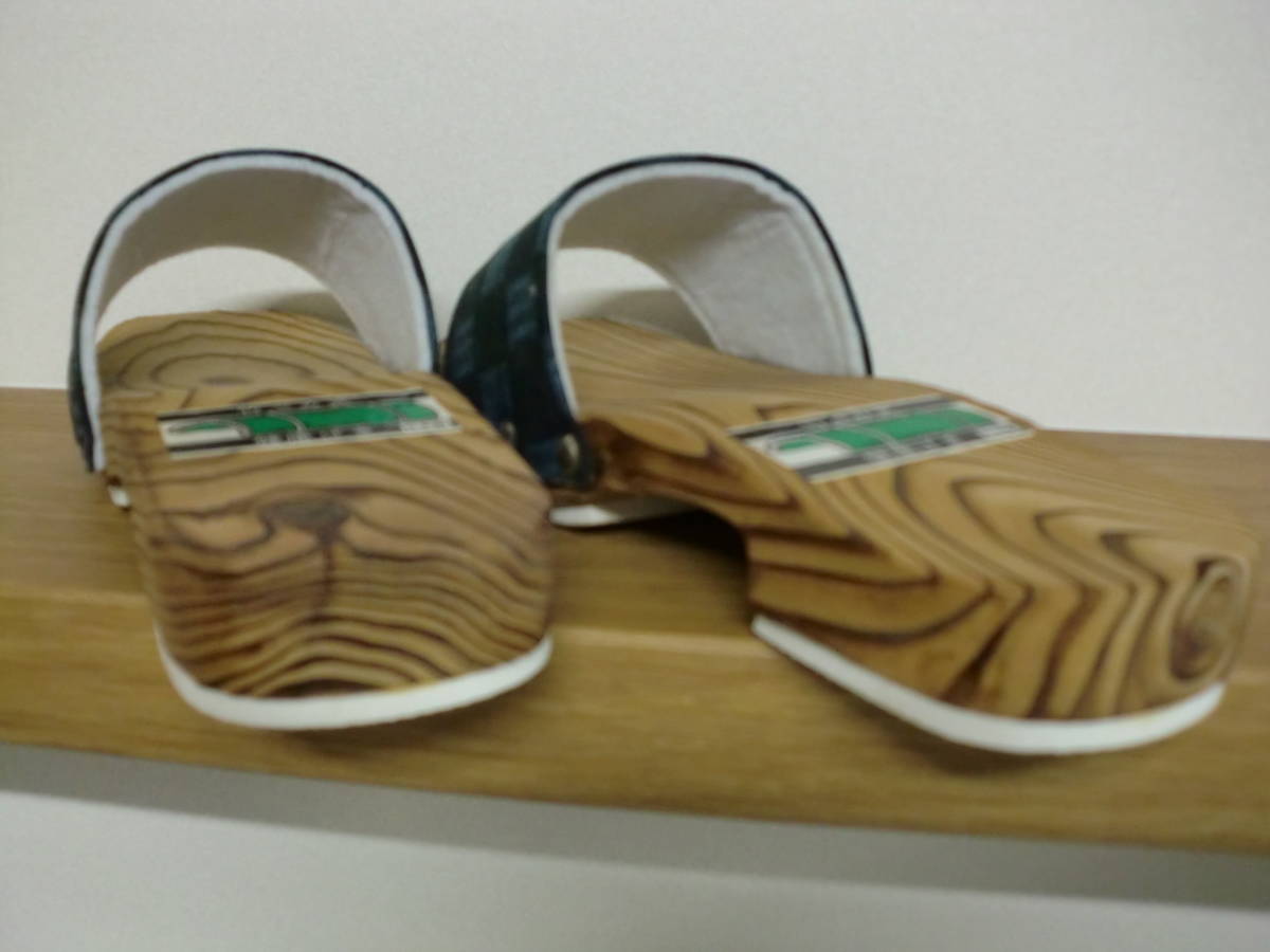 valuable . made in Japan natural Japanese cedar material use! bamboo .. type health sandals geta 