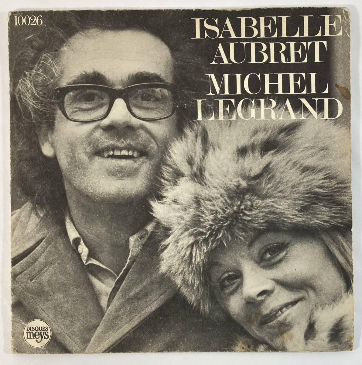 i The bell *o- blur (Isabelle Aubret), Michel * legrand (Michel Legrand) / donkey .. woman peau d\'ane. record EP Disques meys 10026