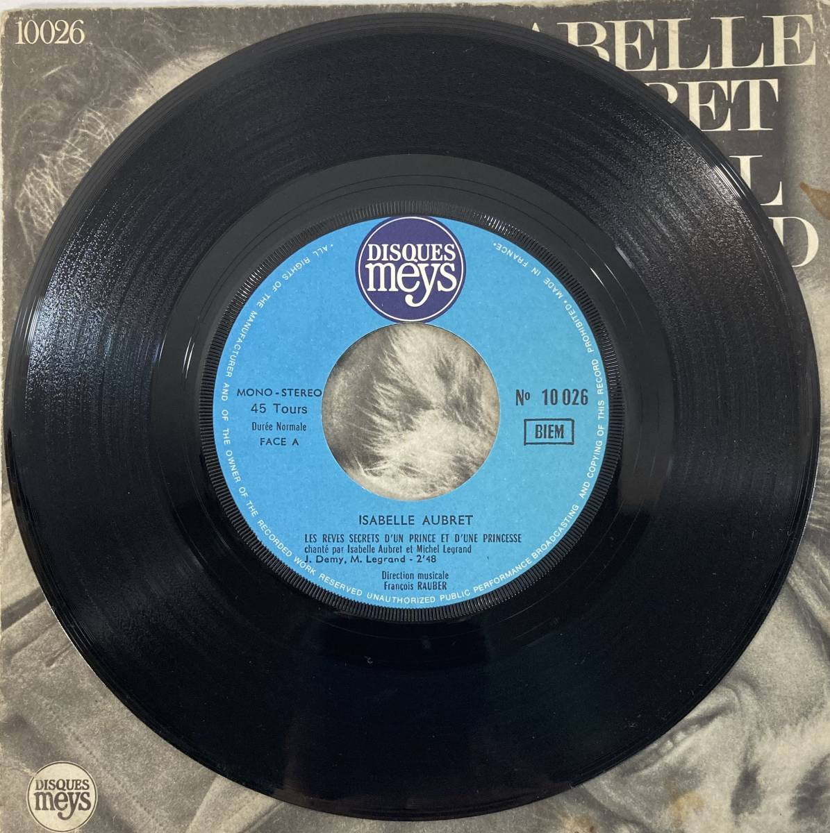 i The bell *o- blur (Isabelle Aubret), Michel * legrand (Michel Legrand) / donkey .. woman peau d\'ane. record EP Disques meys 10026