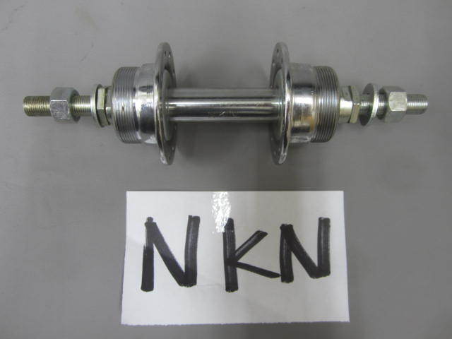 ★ 新品 N.K.N リアハブ ２０穴