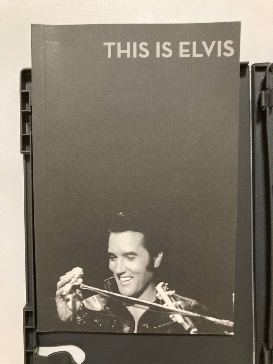 【DVD-バイオグラフィー映画】エルビス・プレスリー(ELVIS PRESLEY)「THIS IS ELVIS」（レア)中古DVD2枚組、北米仕様、USオリジ初盤,RO-121_フォトブック(24ページ）
