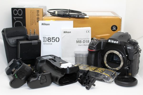 ヤフオク! - ニコン Nikon D850 ボディ+ MB-D18 バッ