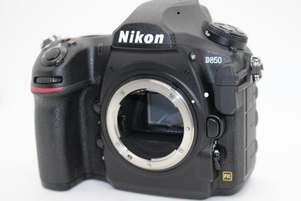 ニコン Nikon D850 ボディ+ MB-D18 バッテリーグリップ セット■ワンオーナー/元箱付き■Z2350_画像3