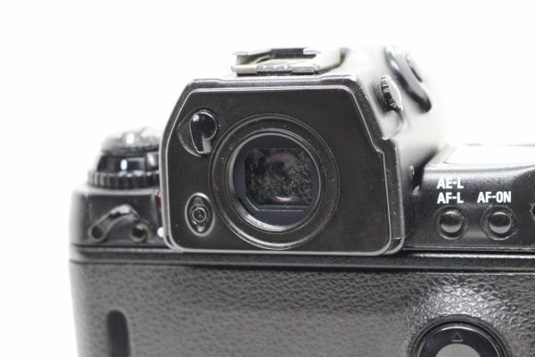 爆売り!】 特価□ニコン NIKON F5 ボディ フィルム一眼レフ #Z2434
