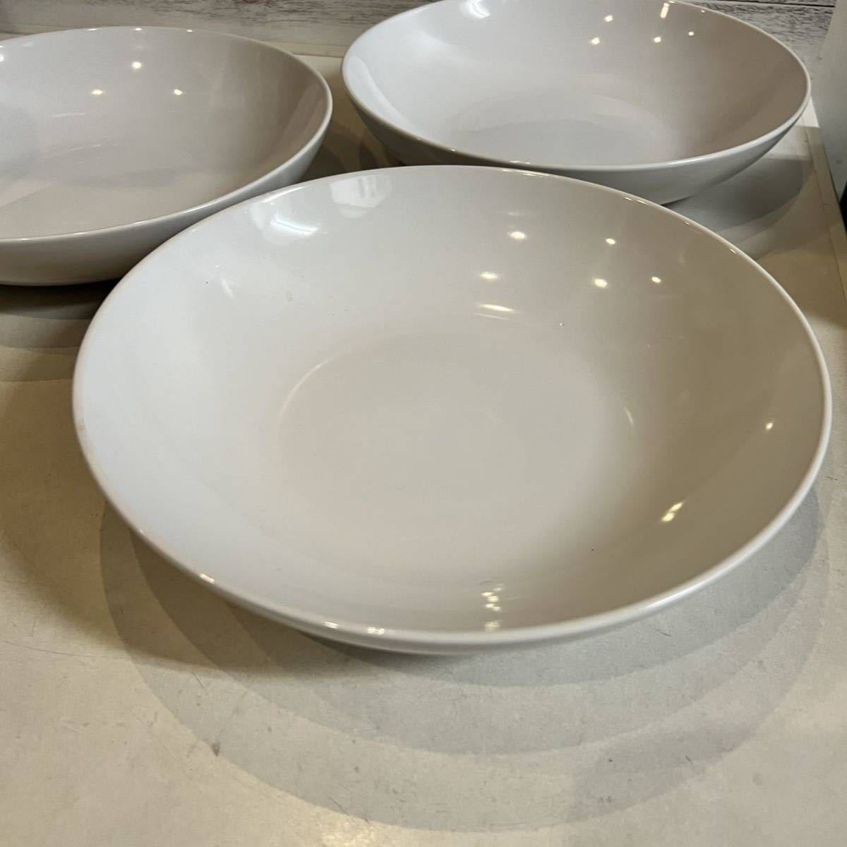 IKEA イケア ホワイトプレート 深皿 白い食器 3枚の画像2