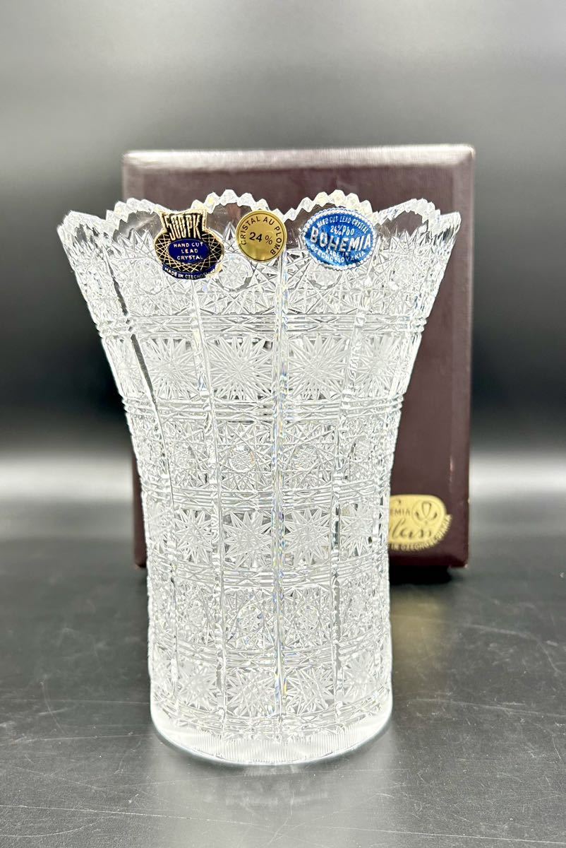 花瓶 フラワーベース ボヘミア ハンドカット クリスタル 24%pbo チェコ
