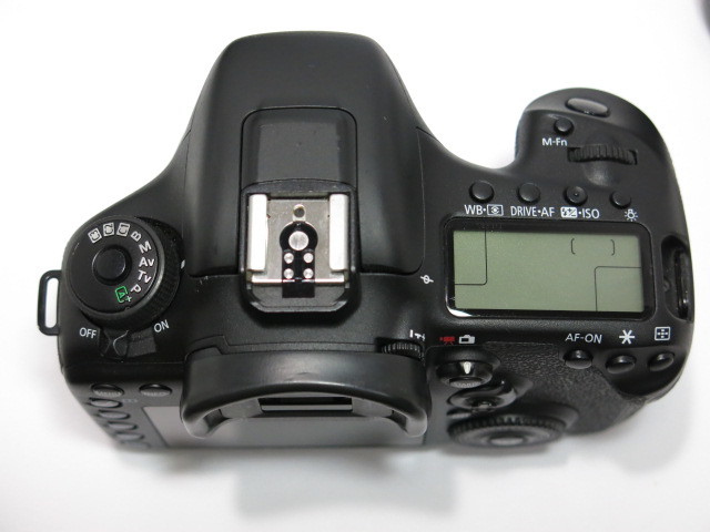 【 中古カメラ 】Canon EOS 7D MarkII EF-S18-55mm IS レンズセット キヤノン [管CN800]_画像6