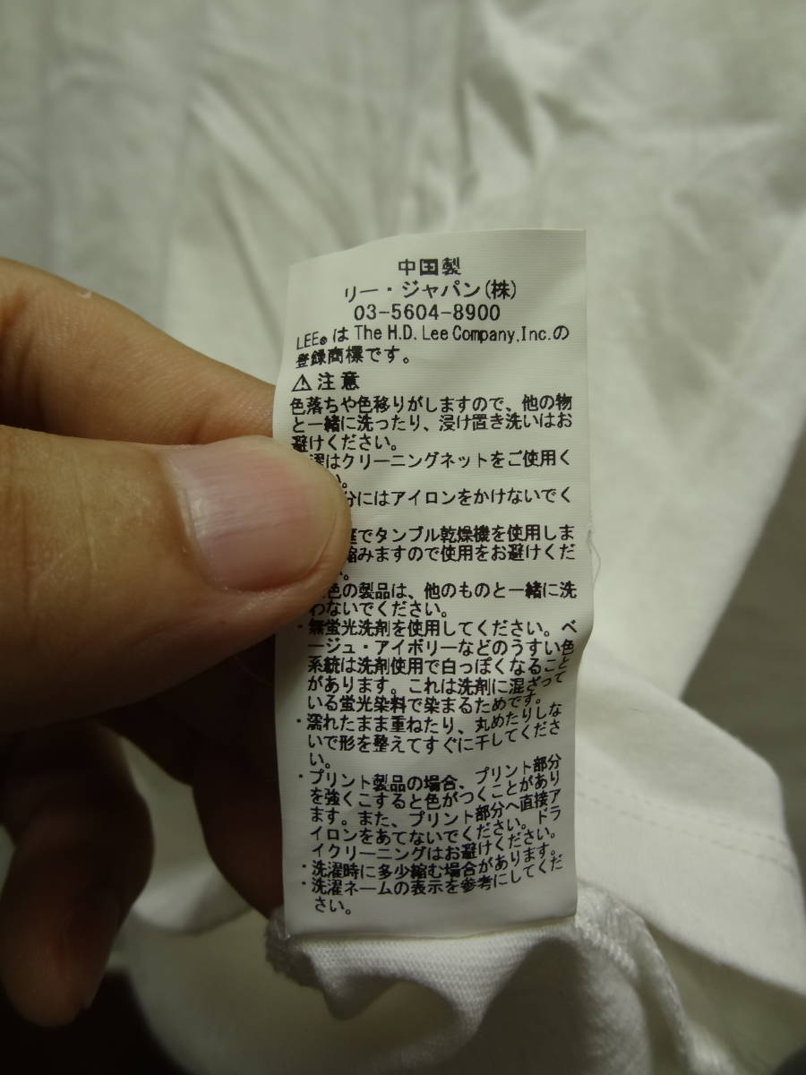 全国送料無料 リー Lee エドウィン製 メンズ＆レディース Vネック 半袖 白色 ロゴ刺繍ポケット付きTシャツ Lサイズ_画像8