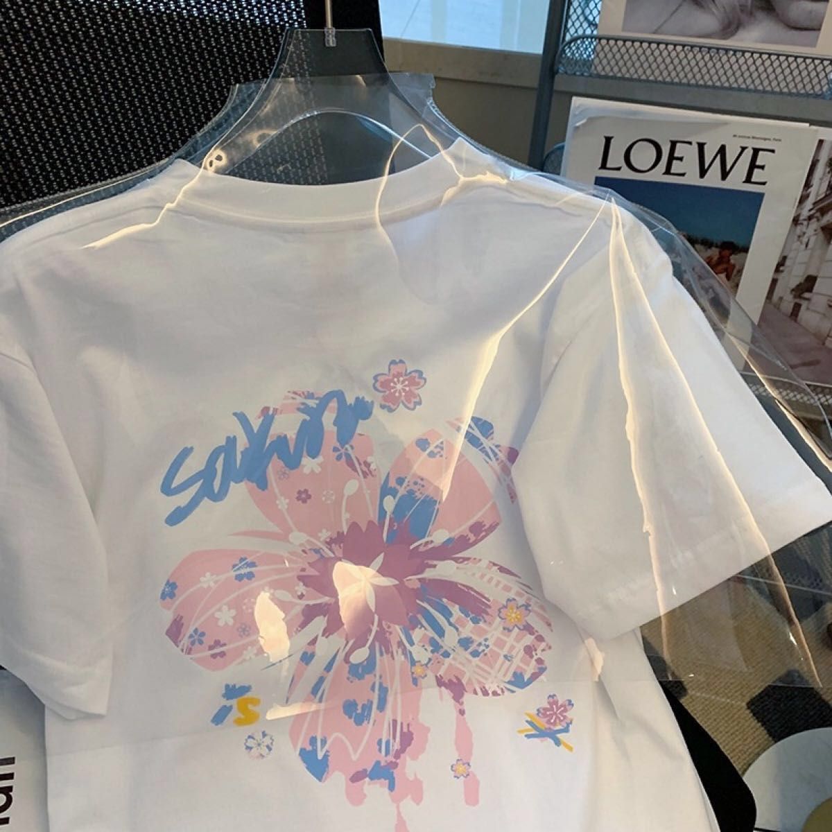 桜プリントがかわいい英字カッコイイ春夏ロゴ入りTシャツ韓国ファッションレディースTシャツキッズ☆