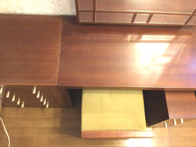  dresser 