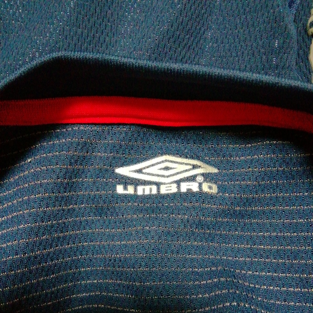 ★【古着】 UMBRO(アンブロ)　半袖シャツ　Mサイズ　紺(ネイビー)_画像9