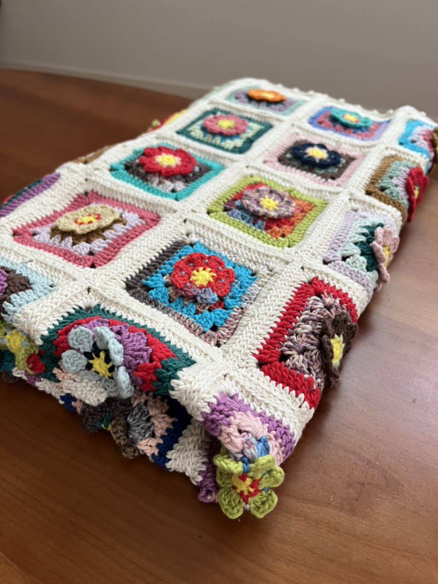 handmade 02】かぎ針編み お花モチーフ ブランケット ひざ掛け handmade 02】かぎ針編み お花モチーフ ブランケット ひざ掛け