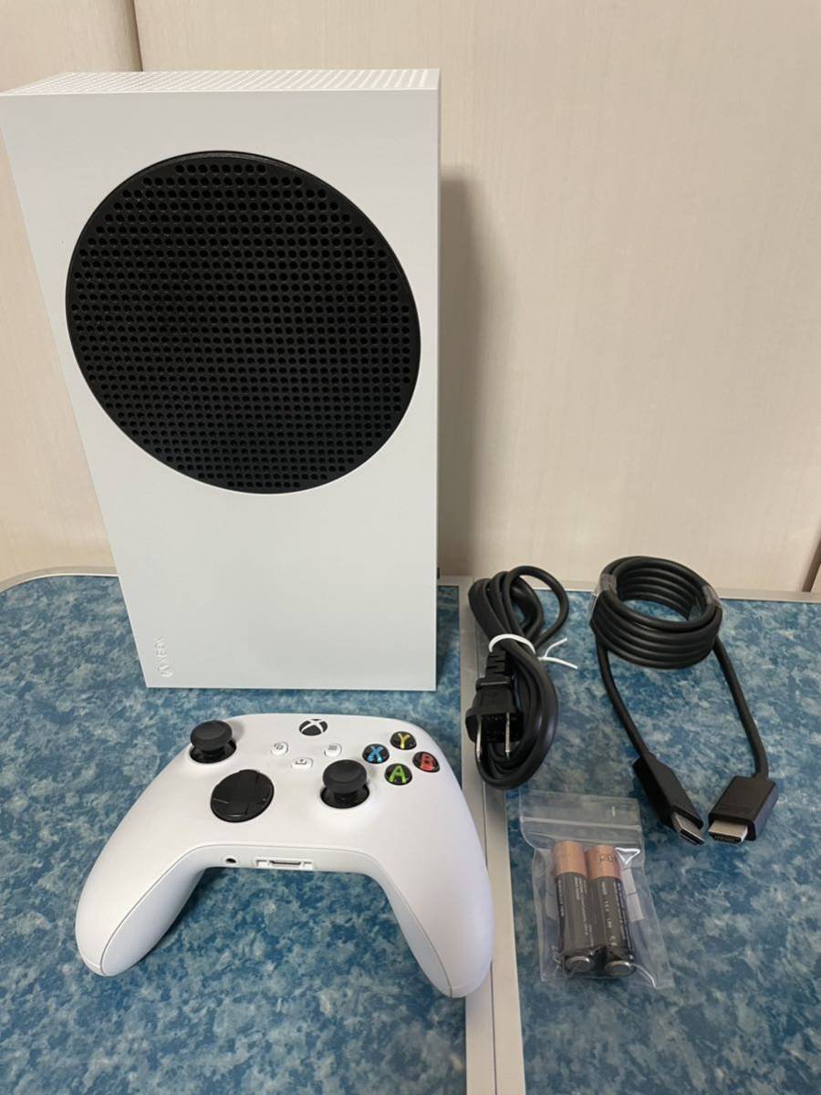 超人気 【開封済み・数回使用】Xbox Series S 本体 中古 家庭用ゲーム