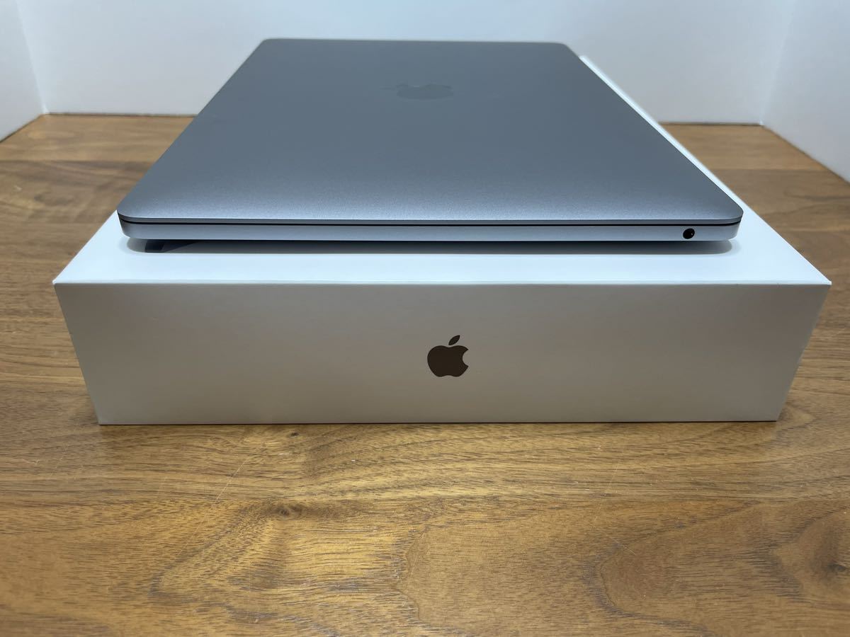 美品MacBook Pro 2020 M1チップ　スペースグレイ