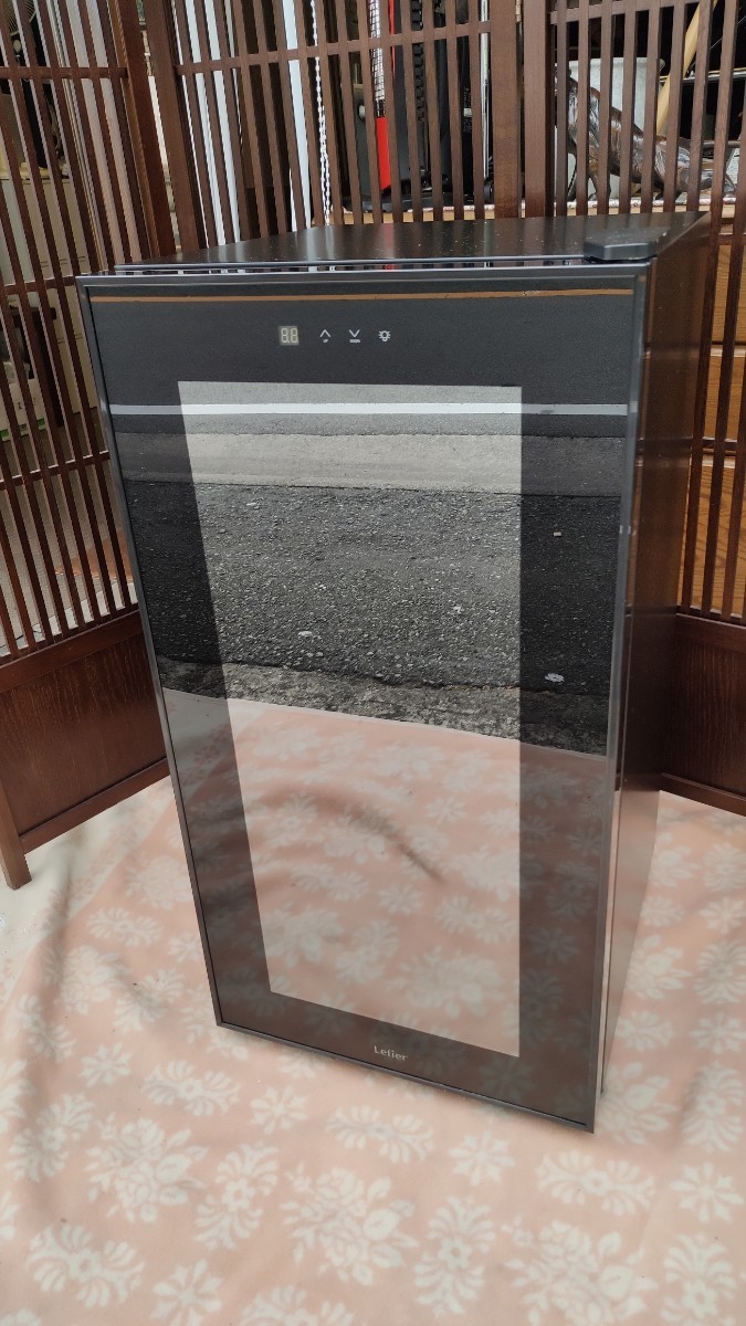 日本製造 ☆電子式ワインセラー ルフィエール Lefier LW-D32 410×525×810 2017年製 100V 最大32本収納  家電、AV、カメラ