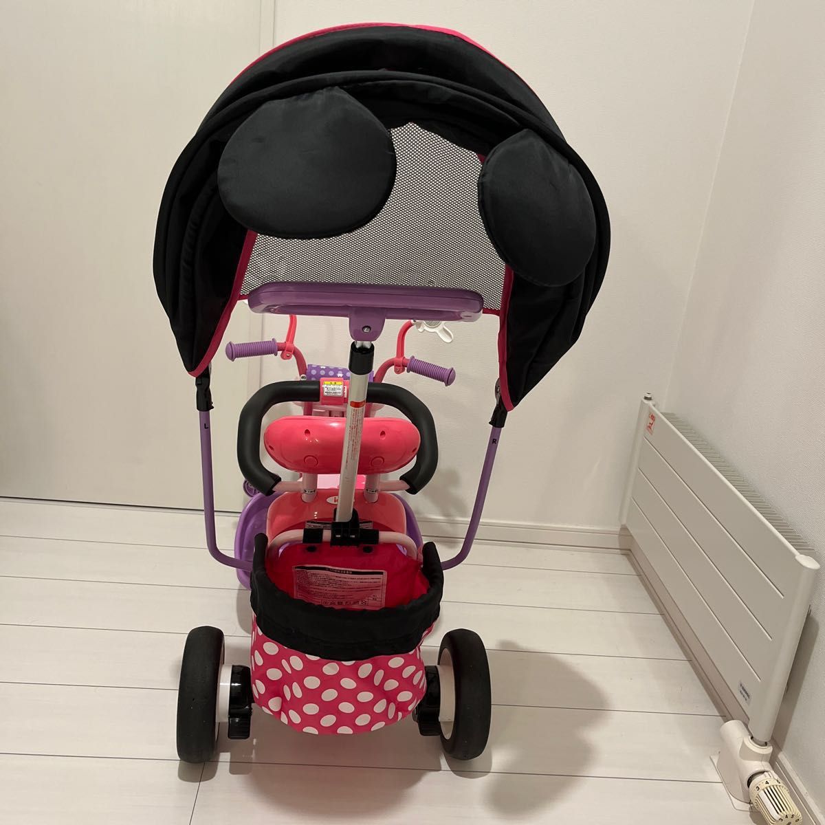 美品】アイデス カーゴ サンシェード ミニーマウスデザイン 美品】アイデス カーゴ サンシェード ミニーマウスデザイン