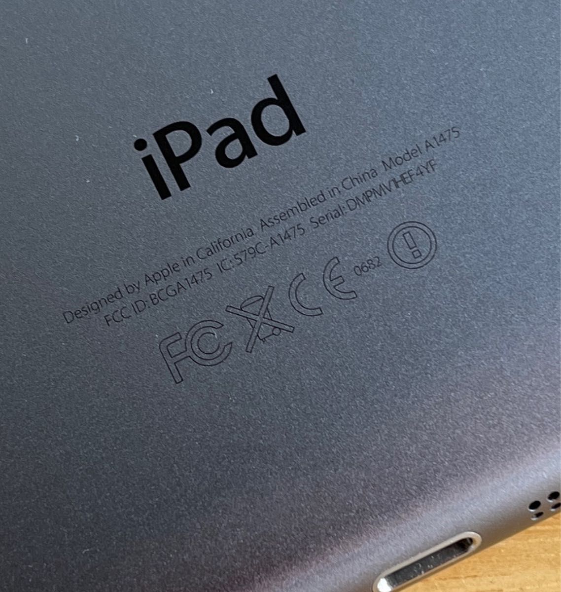 Apple iPad Air Wi-Fi+Cellular 32GB MD792J/A A1475-
