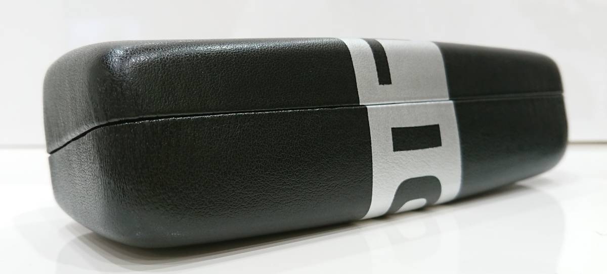 * POLICE Police * { unused } hard glasses case * exclusive use se Lee to[ non-standard-sized mail correspondence ]