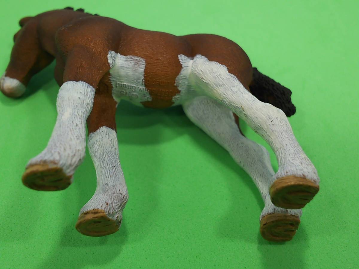 シュライヒ 中古品 茶色と白の仔馬 尻尾に赤いリボン Schleich 送料230円 同梱歓迎 追跡有 匿名配送_画像7