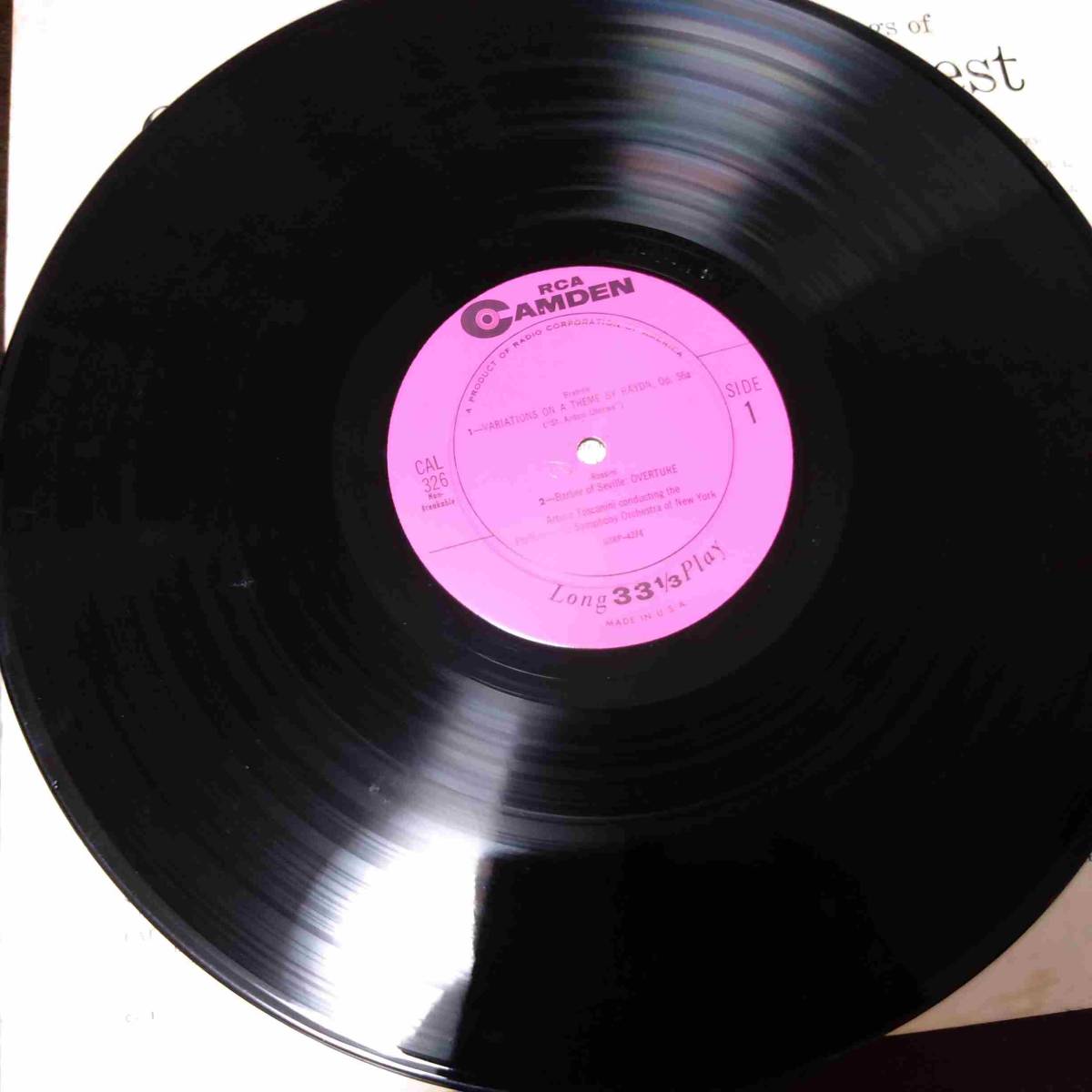 US盤RCA/深溝盤　ブラームス　ハイドンの主題による変奏曲、ロッシーニ　セヴィリャの理髪師序曲　他　トスカニーニ指揮　239s_画像3