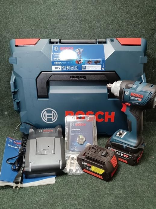 未使用 BOSCH ボッシュ 18V コードレスインパクトレンチ GDS 18V-330