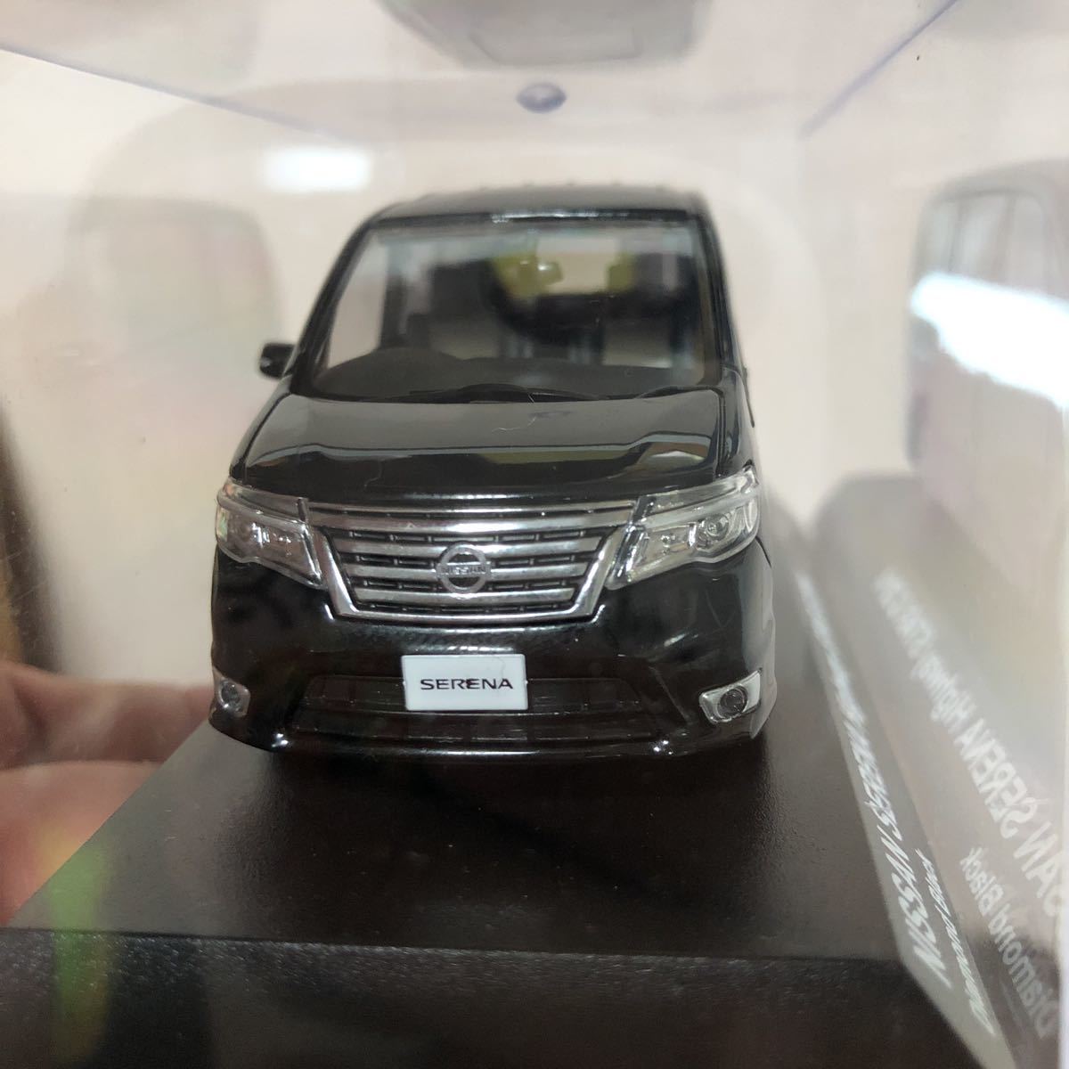 330 京商 1/43 日産 セレナ C26 ハイウェイスター G S-HYBRID 2014 後期型 ダイヤモンドブラック ミニカー 完成品 模型の画像4