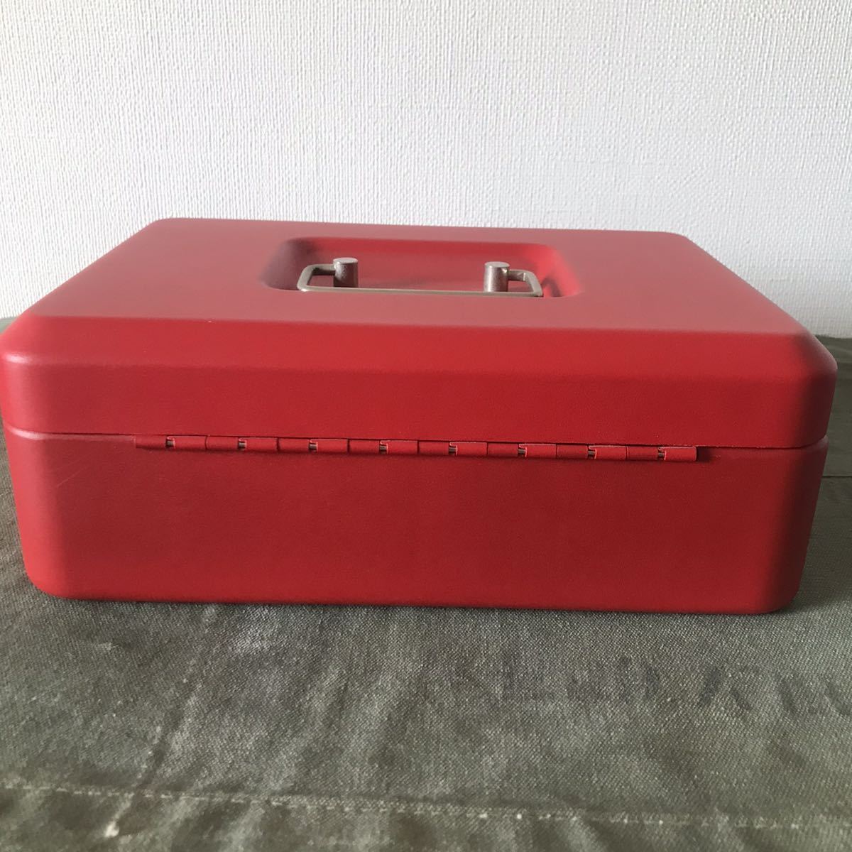 美品 Supreme lock box ツールボックス 金庫_画像7