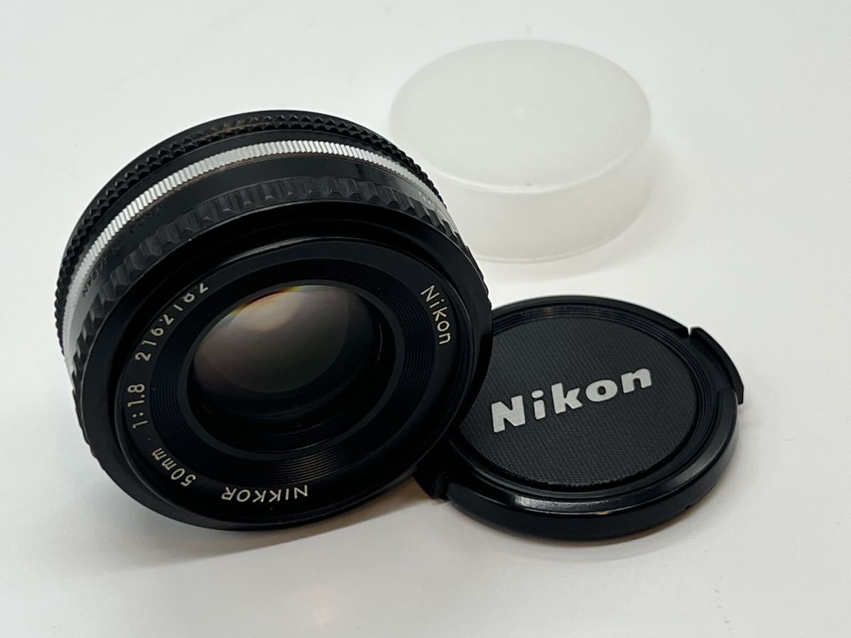 ★美品★ ニコン Nikon 50mm F1.8 Ai-s パンケーキレンズ #0437 #082070 #068090の画像1